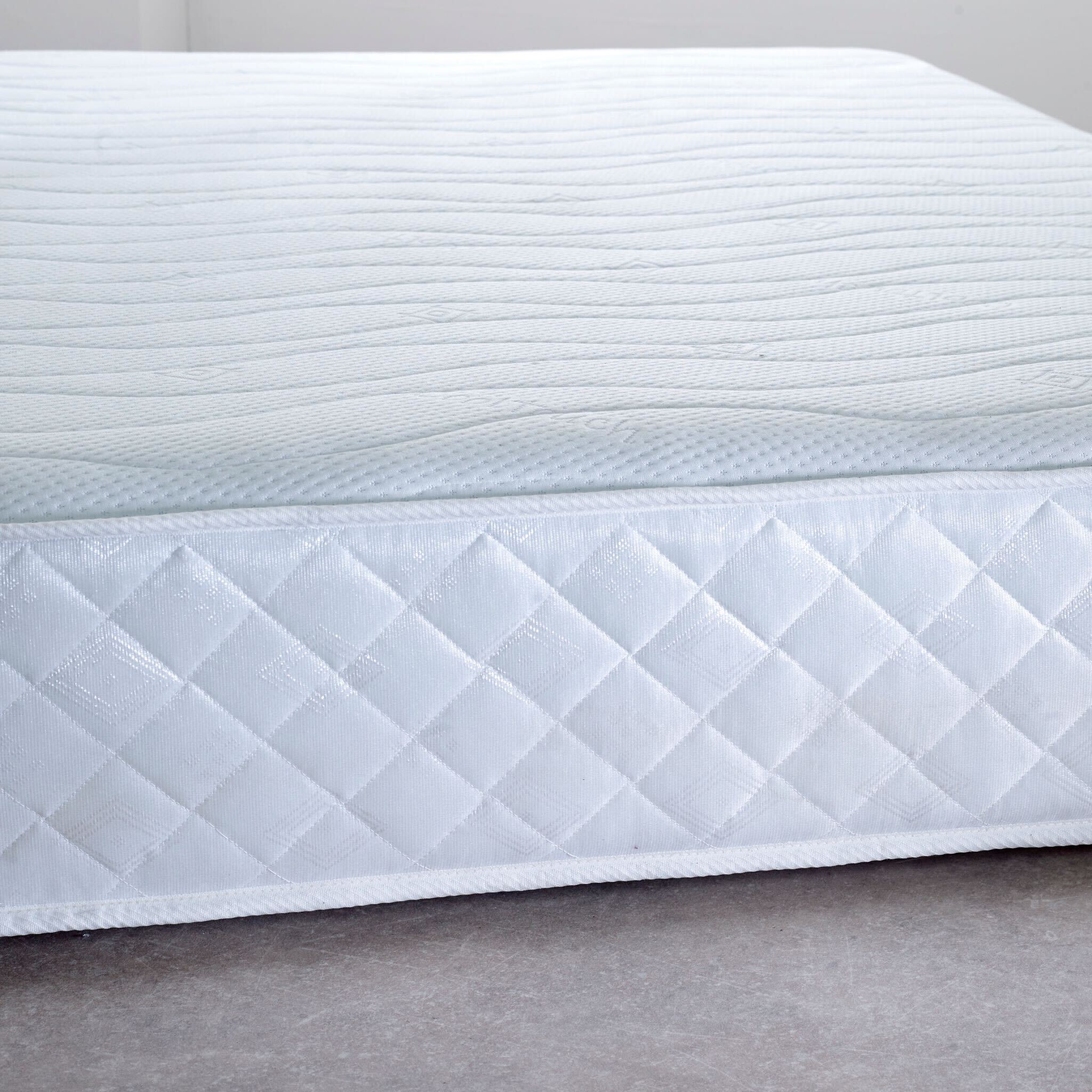 f43260d2-84ee-43b1-81b1-db198fc43e44